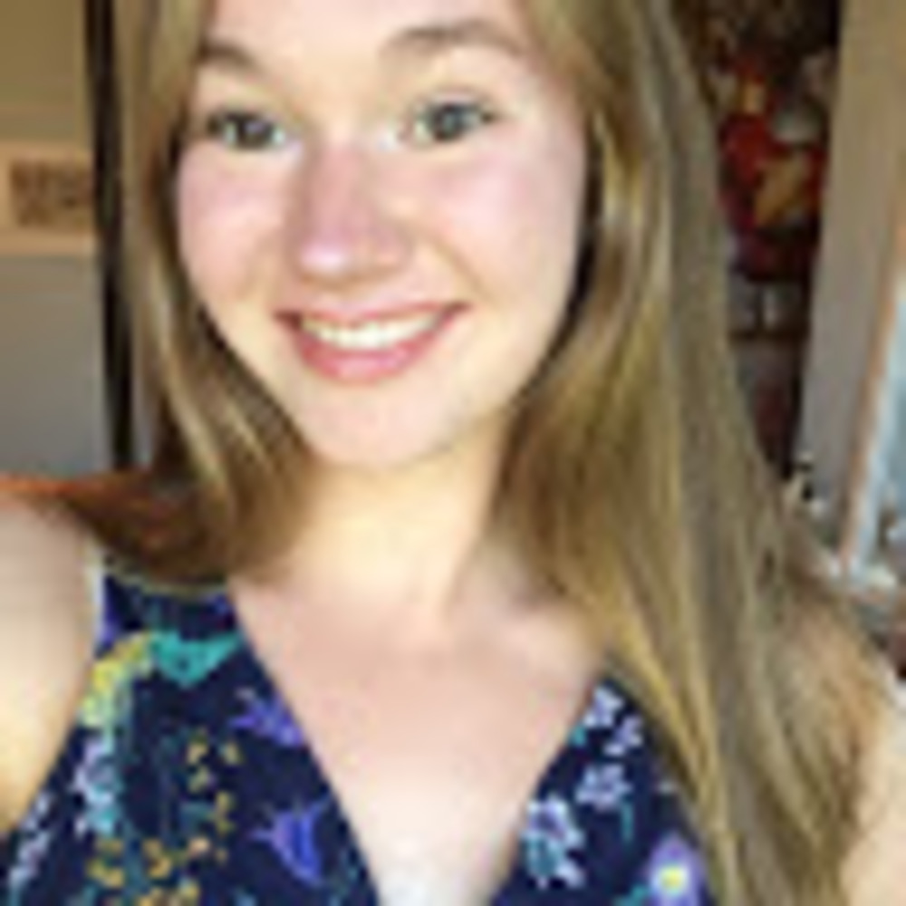 Meet your Posher, Ava